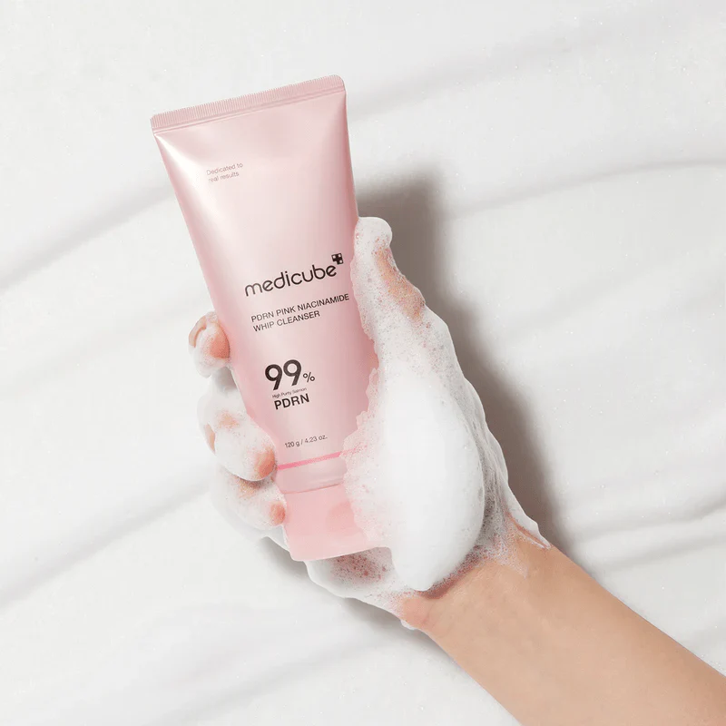 MEDICUBE PDRN Pink Glow Lift Whip Cleanser